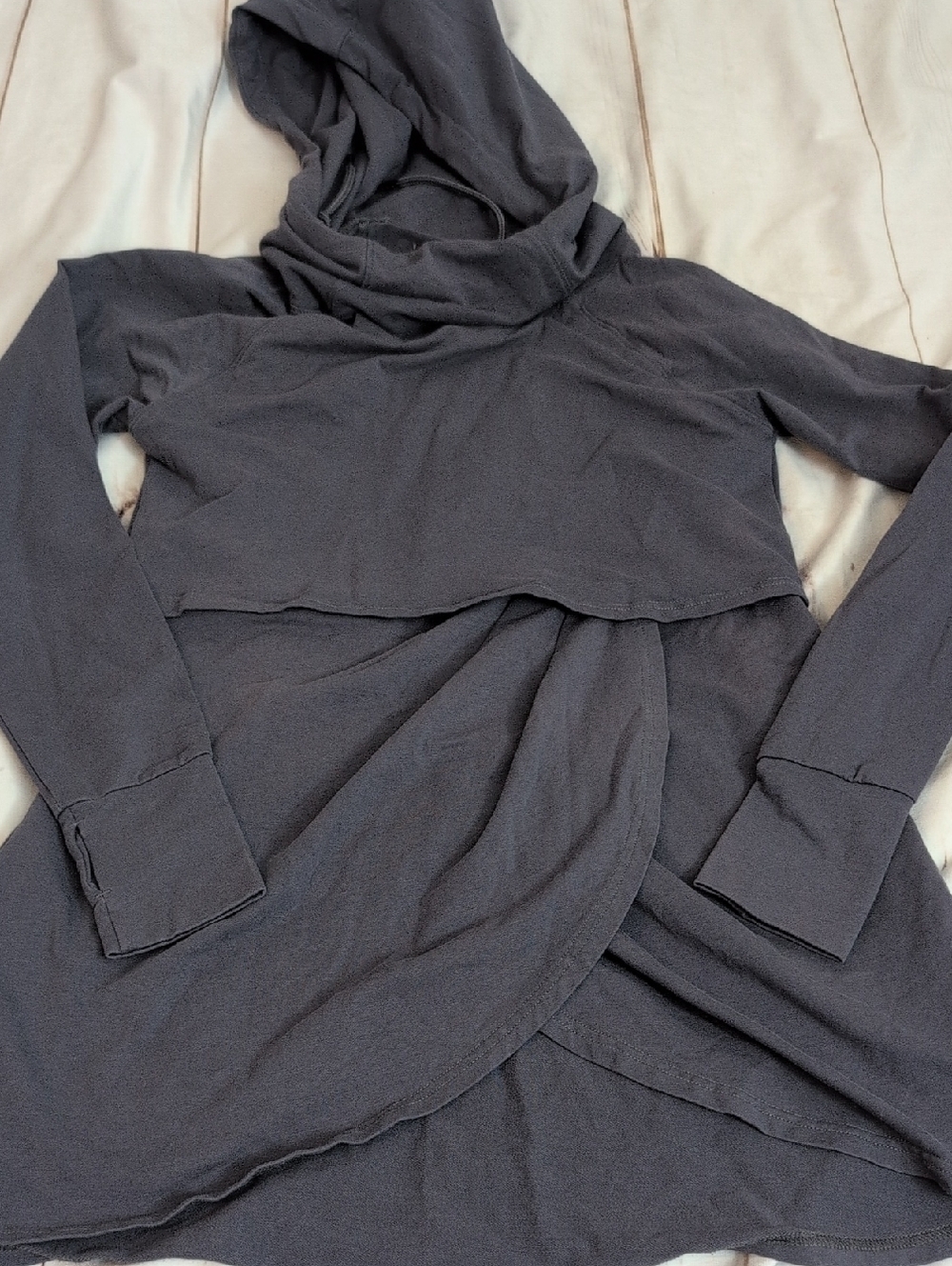 Latched Momma Nursing Hoodie Lightweight Tee Salte Gray Color size Small